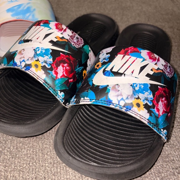 Nike Ladies Slide Sandals - Gold, Blue, Black - Picture 4 of 4